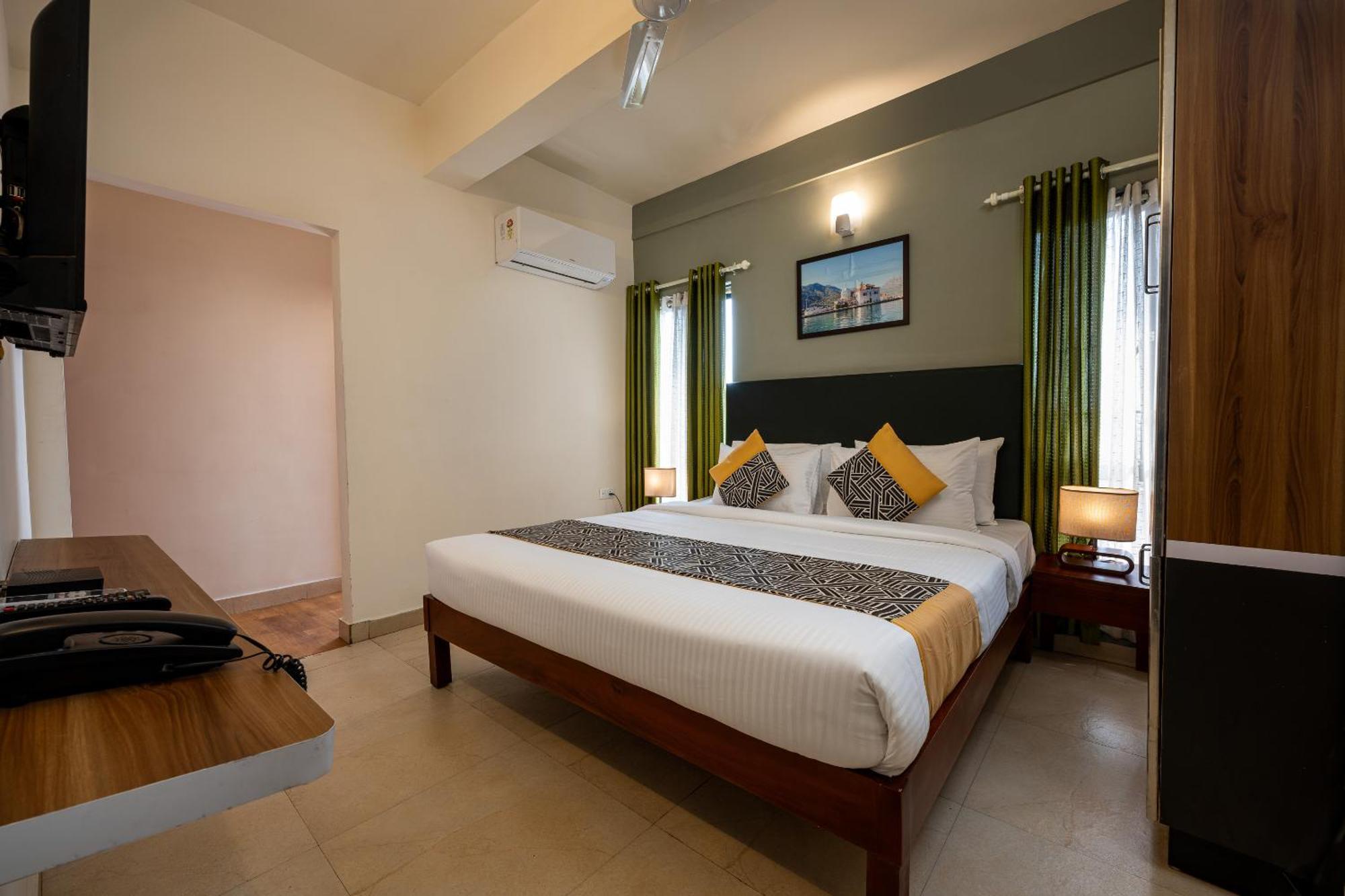 Cj Grande By Jesway Hotels & Resorts Kochi Ngoại thất bức ảnh