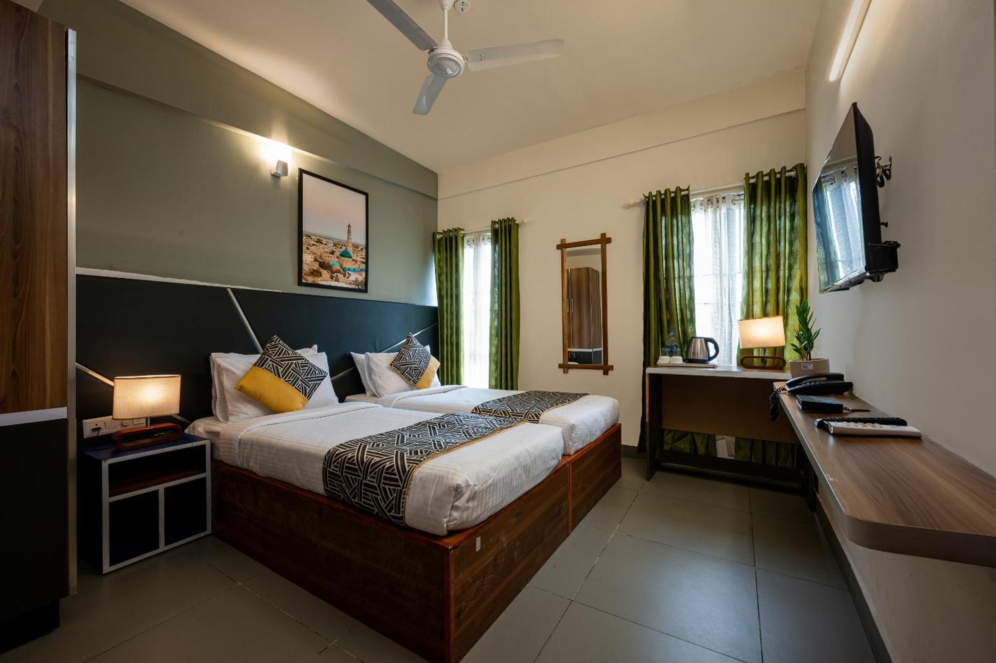 Cj Grande By Jesway Hotels & Resorts Kochi Ngoại thất bức ảnh